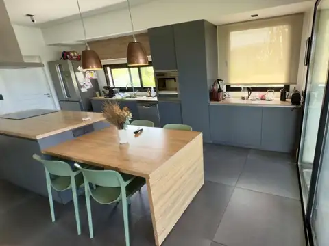 VENTA CASA 5 AMB SAN GABRIEL A LA LAGUNA