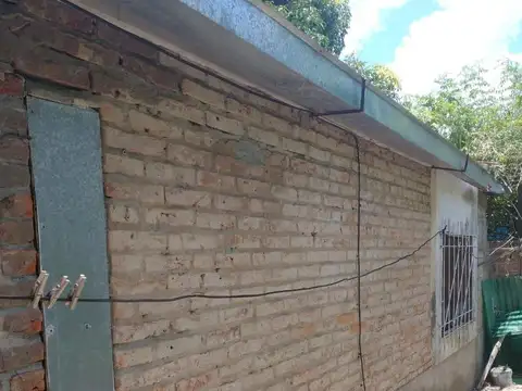 Casa en Alquiler con 1 cochera