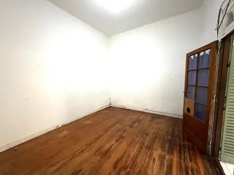PH TIPO CASA EN MUY LINDA ZONA DE BARRACAS