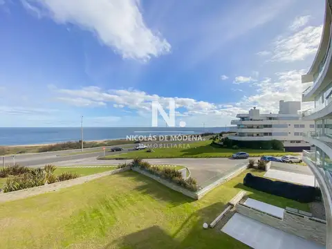 Departamento en Venta en Pinares, USD 600.000