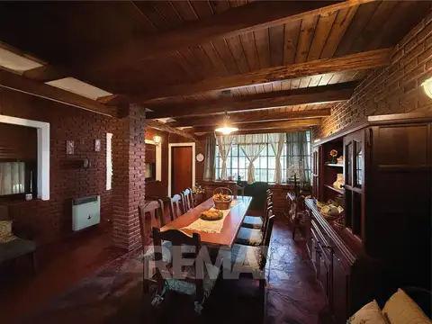 EN VENTA Casa 3 dormitorios con jardín