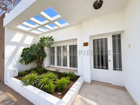 Casa 3 dor 3 baños cochera Piscina Quincho- Apto credito