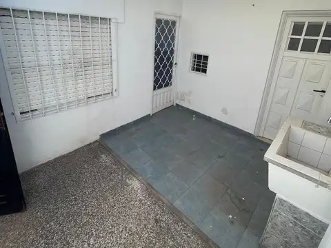 Departamento en Alquiler en Monte Chingolo, $ 400.000