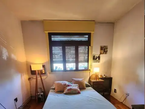 Depto Tipo Casa 5 ambientes con 2 baños