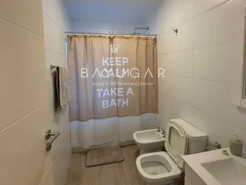 Departamento en Alquiler con 1 cocheras