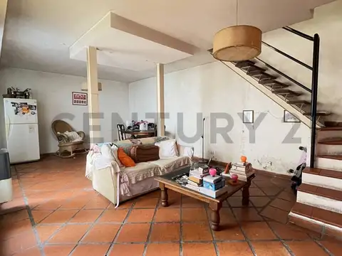 PH interno 3 ambientes en venta en Caballito | Sin expensas | Patio, balcón y terraza propia