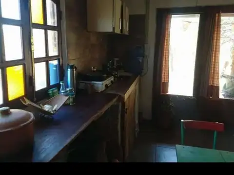 Casa 2 ambientes con 1 baño