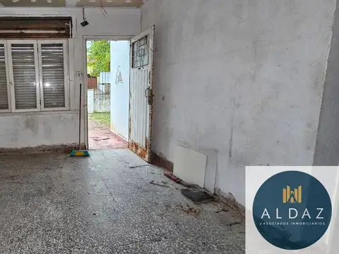 Casa en venta c/ cochera en Punta Alta