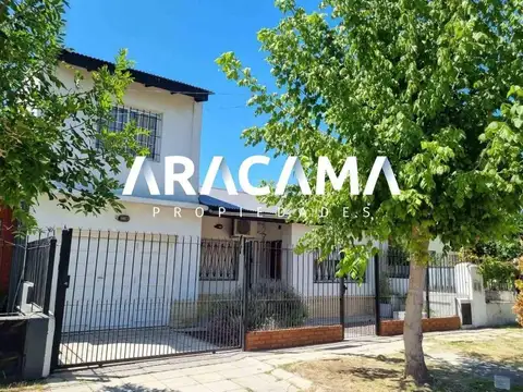 Casa en Venta en Luis Guillon