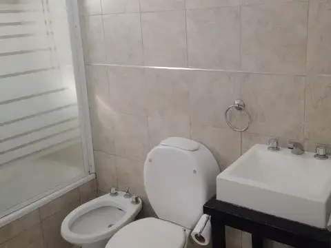 Departamento en Alquiler con 1 cocheras