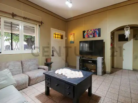 VENTA PH 4 AMBIENTES TIPO CASA CON COCHERA SIN EXPENSAS LOMAS DEL MIRADOR