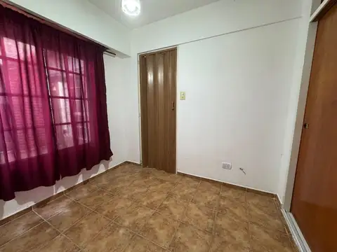 Depto Tipo Casa 4 ambientes con 2 baños