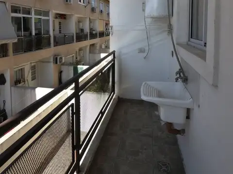 Depto Tipo Casa en Venta con 1 cochera