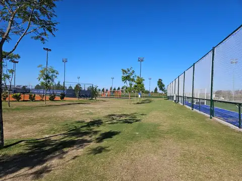 Avenida de los Lagos