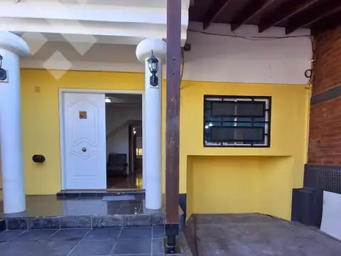 Depto Tipo Casa en Venta en Neuquén, USD 148.000