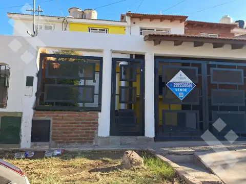En Venta | Casa de 4 Dormitorios |  B° Maronese | Apto Credito BPN| Neuquén