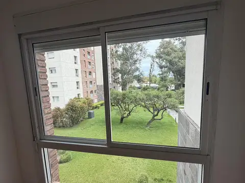 MILENICA-RODRIGUEZ DEL BUSTO-ALQUILER DEPARTAMENTO 1 DORMITORIO CON COCHERA SEMICUBIERTA