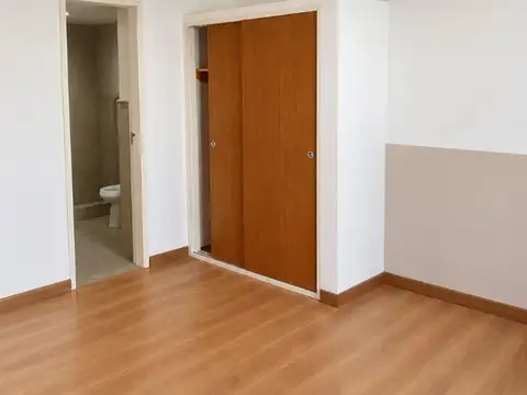 Departamento en Alquiler en Zárate, $ 400.000
