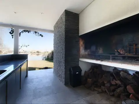 Casa en Venta al Noroeste