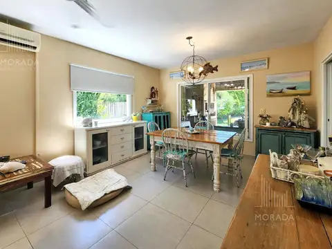 Casa en Venta con 5 cocheras