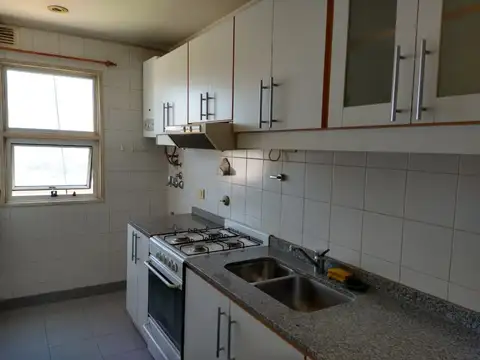 Departamento en Alquiler en Sarandi, $ 500.000