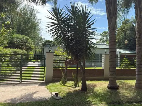 QUINTA A LA VENTA FRENTE AL AEROPUERTO J. NEWBERY