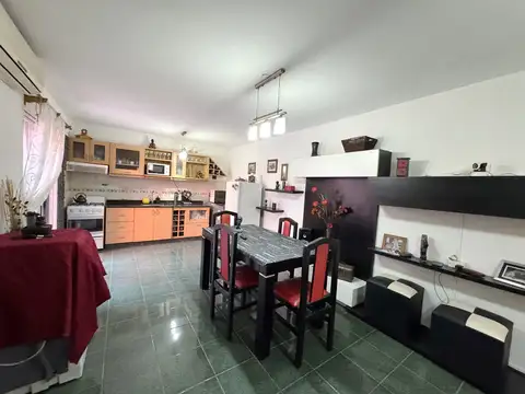 Dr. Rebizzo 4500, Piso PB