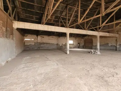 GALPON VENTA DE 3300 M2 EN EMBARCACIÓN