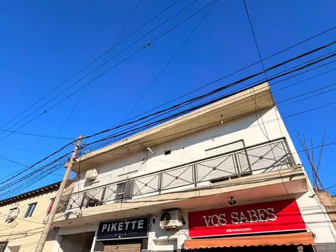 DEPARTAMENTO DE 2 AMBIENTES EN PLANTA ALTA