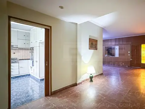 Casa 6 ambientes con 3 baños