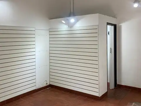 Alquiler de local comercial en Los Polvorines