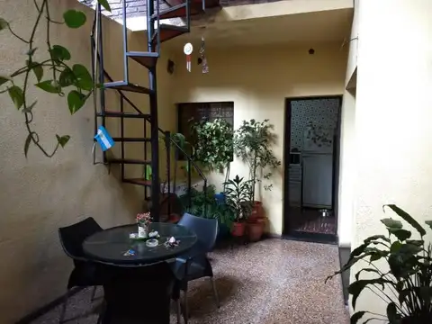 Depto Tipo Casa en Venta en Centro, USD 80.000