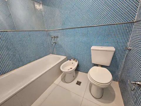 VENTA CASA 3 DORMITORIOS PARRILLA SOLARES DEL NORT