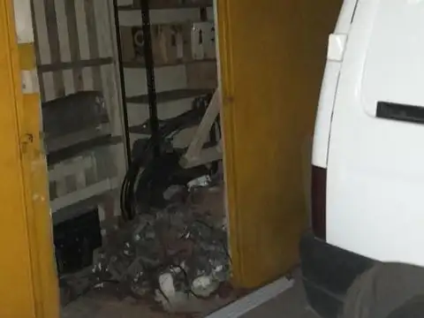 Cochera en Venta Cubierta