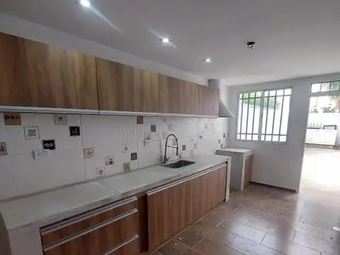 Casa en Venta en Coronel Dorrego, USD 100.000