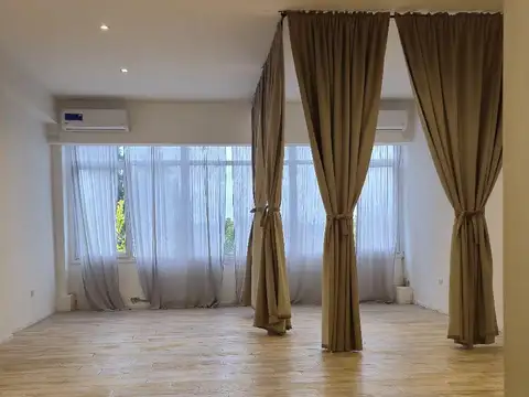Oficina / Showroom de 70 m² con cochera en Delta Center | Apto Profesional