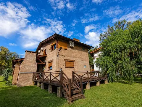Casa en Venta con 1 cochera