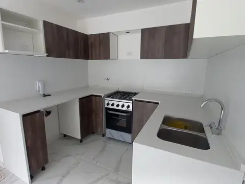 Jose Hernandez 3400, Piso 4
