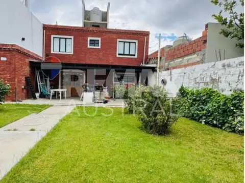 Avenida Automovil Club Argentino 2200