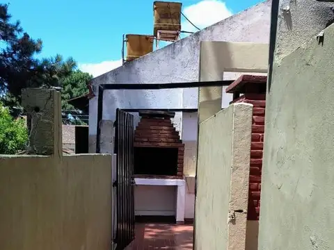 Depto Tipo Casa en Venta con 1 cocheras