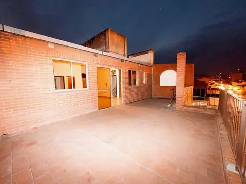 Exc Casa Vta 5 Dor Gge/qcho/suite/jard Av Jujuy Al 100