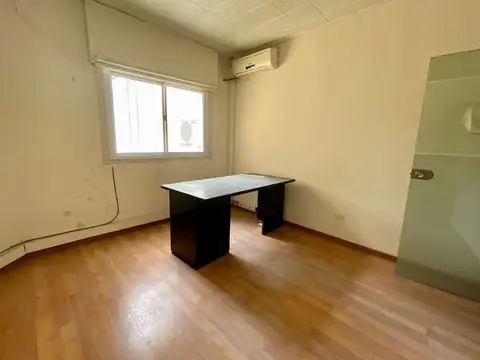 Departamento 10 ambientes con 2 baños
