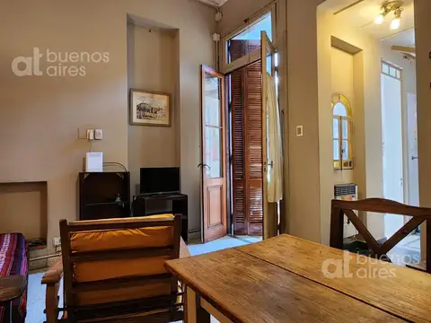 Esteban De Luca al 1600, esquina Juan de Garay