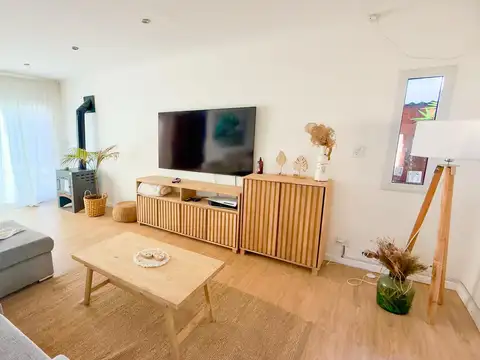 Casa 5 ambientes con 3 baños