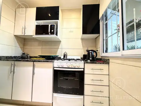 Depto Tipo Casa en Venta en Banfield, USD 90.000