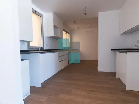 Departamento 5 ambientes con 3 baños