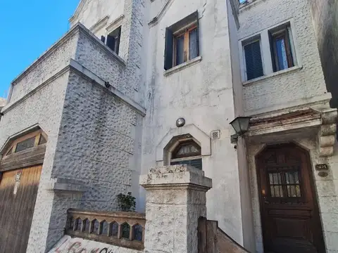 ALQUILER CASA CINCO AMBIENTES CON QUINCHO SAN MARTIN CENTRO