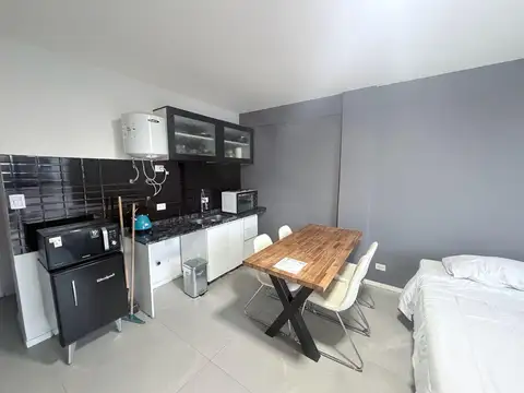 Departamento en Alquiler en Villa Lynch, $ 600.000