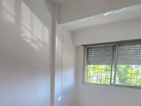 Depto Tipo Casa en Alquiler 40 años