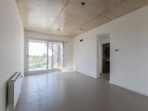 EN VENTA - DEPARTAMENTO DE UN DORMITORIO CON TERRAZA EXCLUSIVA Y COCHERA - FUNES